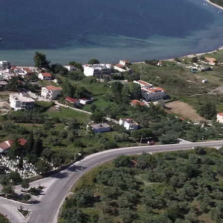Lakis * Prinos (Thasos)