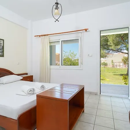 Lakis Appartement *